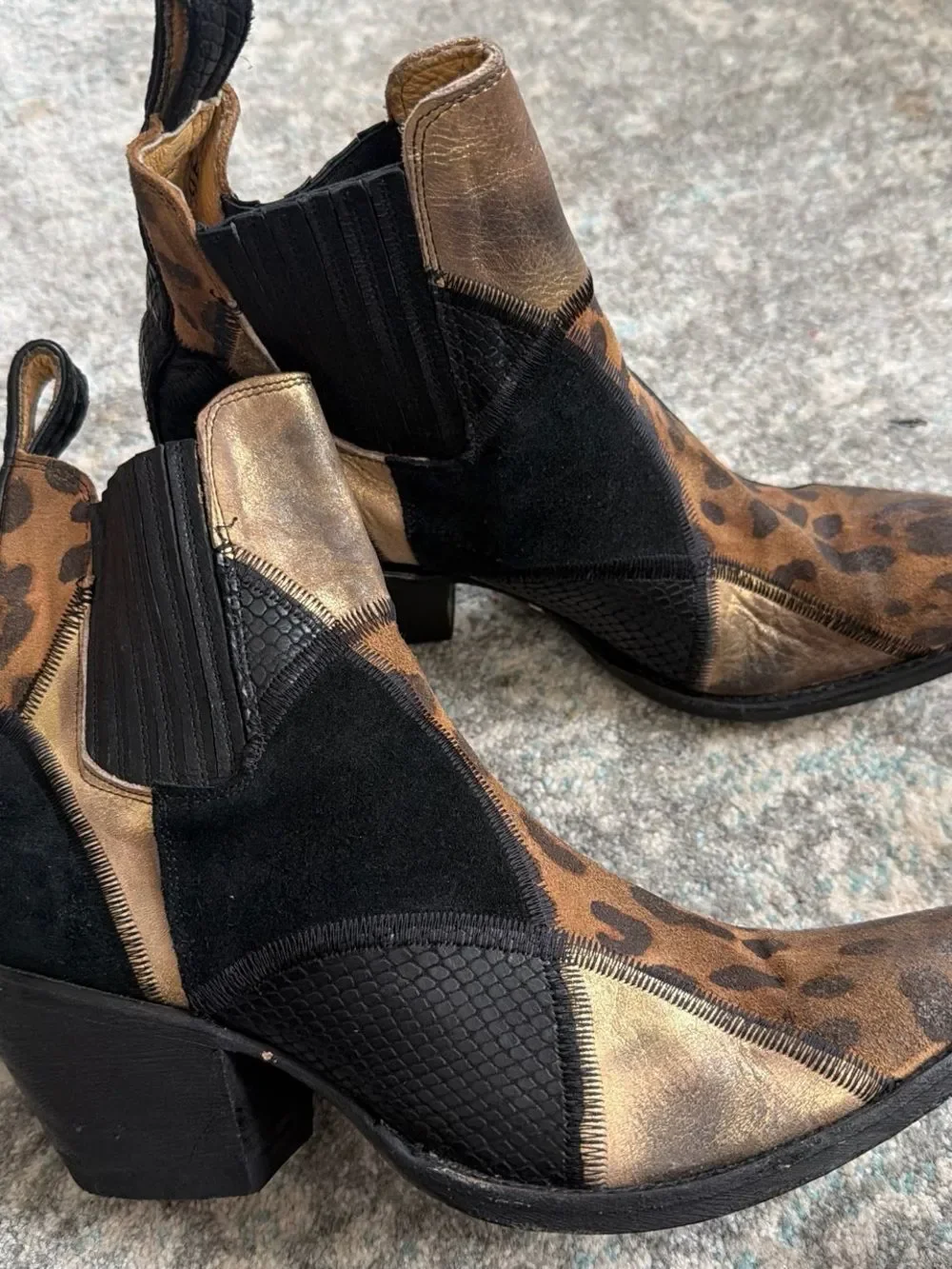Old gringo leopard print  Native American leather ankle boot sz 9.5